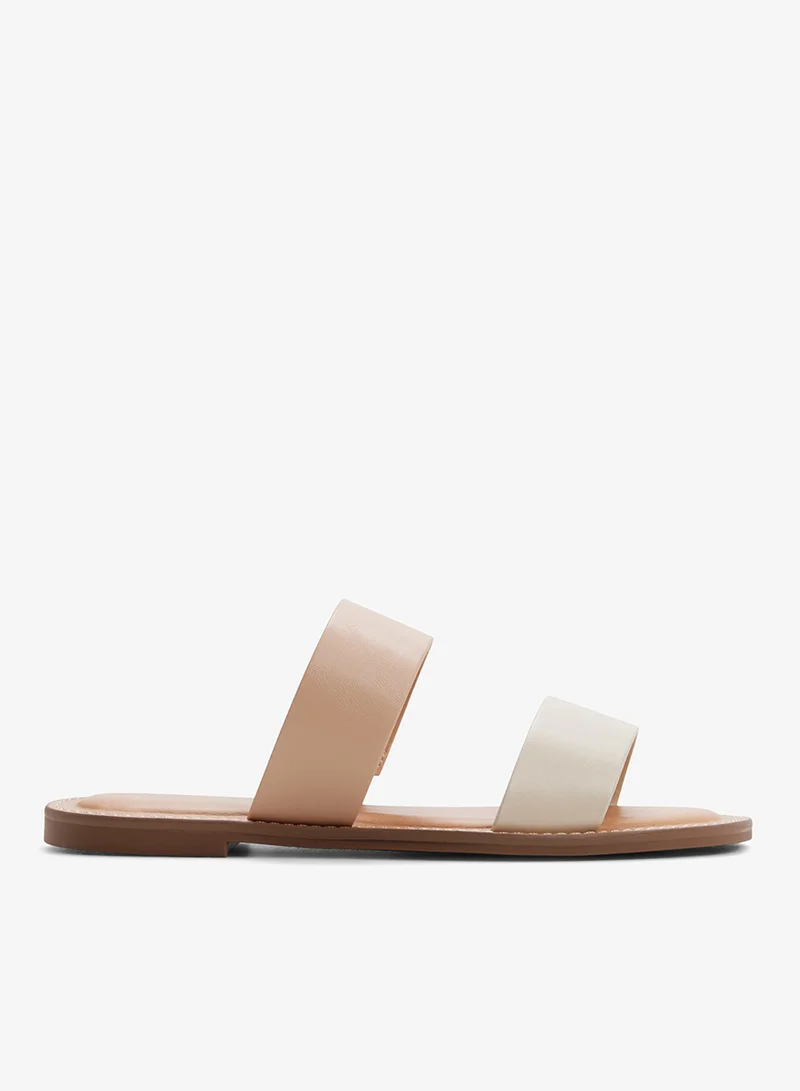 كول ات سبرنج Slip On Flat Sandals